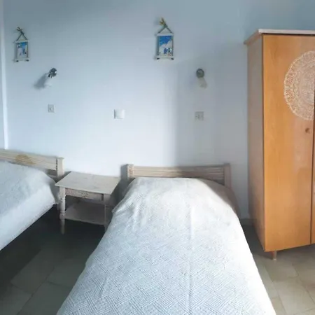 Family Run 2 Bed Studio Apartment 2 Apartament *